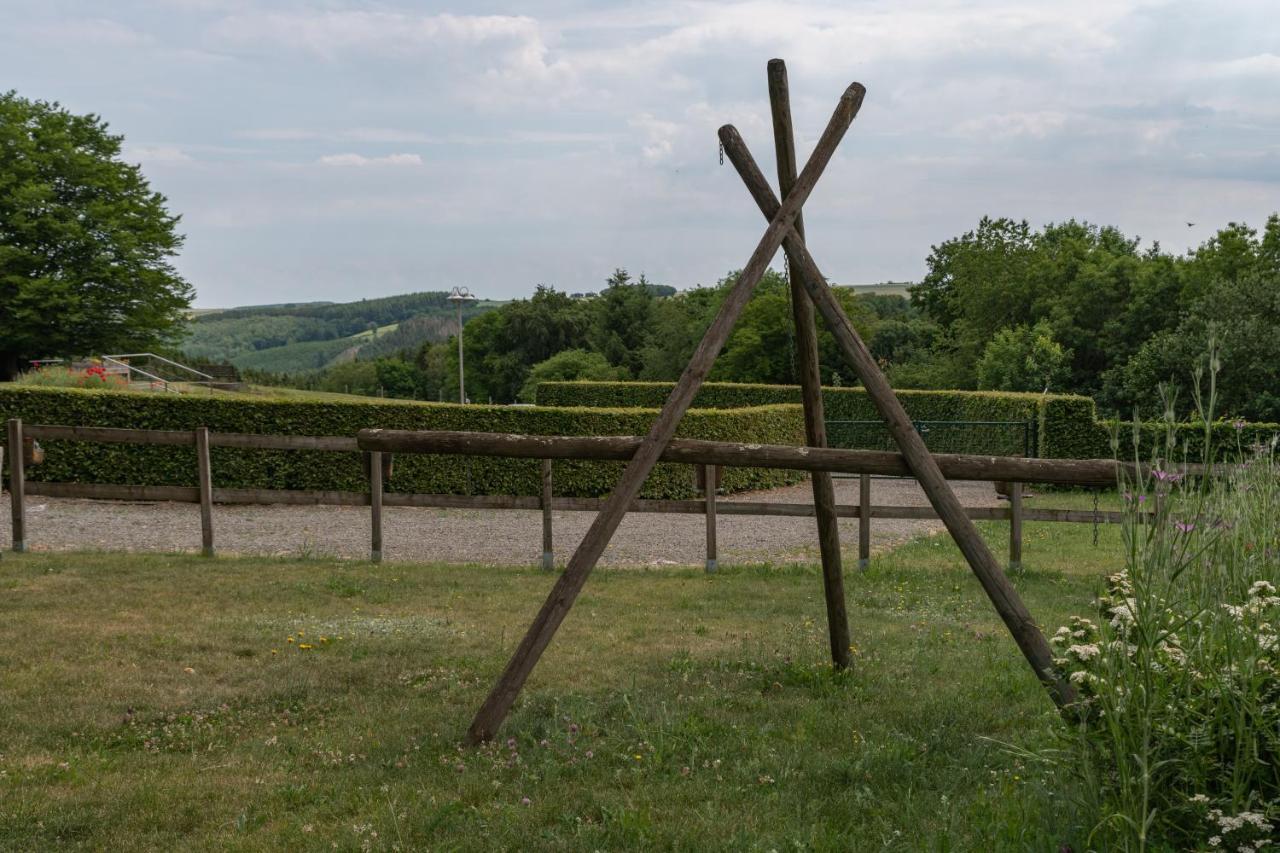 Chanteloup, Maison D'Hotes - Halleux Halleux  Luaran gambar