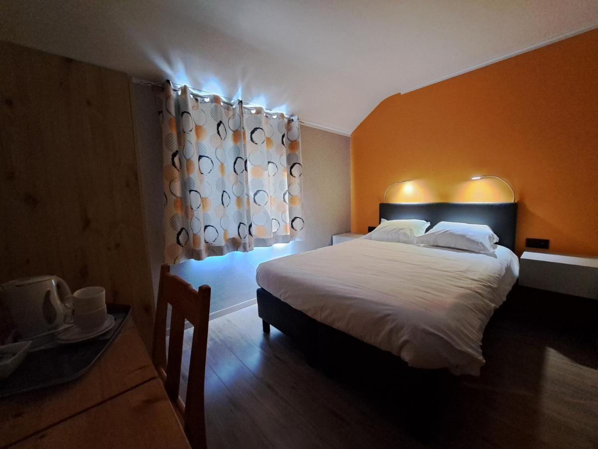 Chanteloup, Maison D'Hotes - Halleux Halleux  Luaran gambar