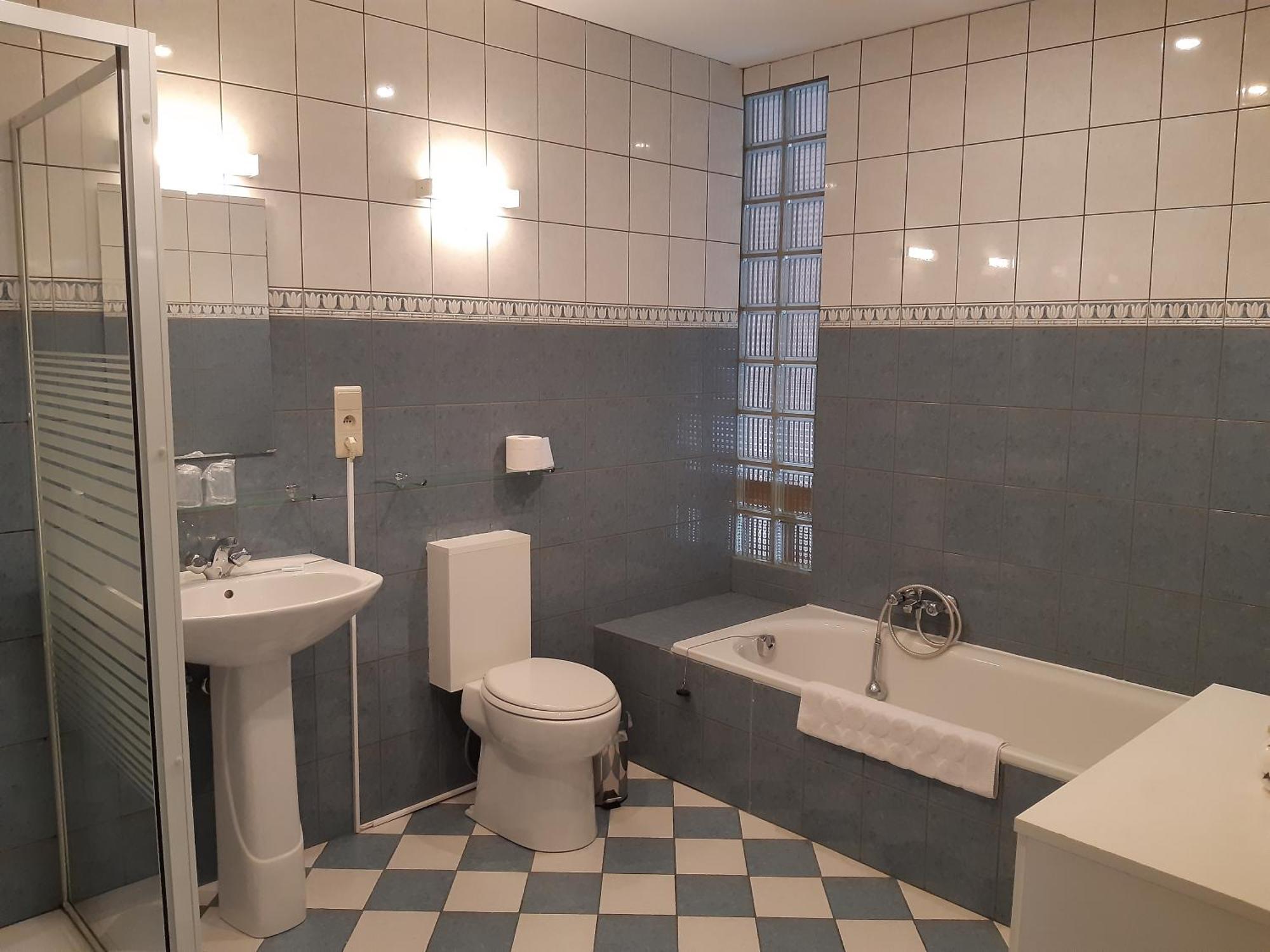 Chanteloup, Maison D'Hotes - Halleux Halleux  Bilik gambar